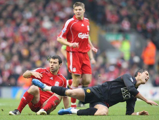 电竞比分网：万众期待的英雄联盟手游要来了？！