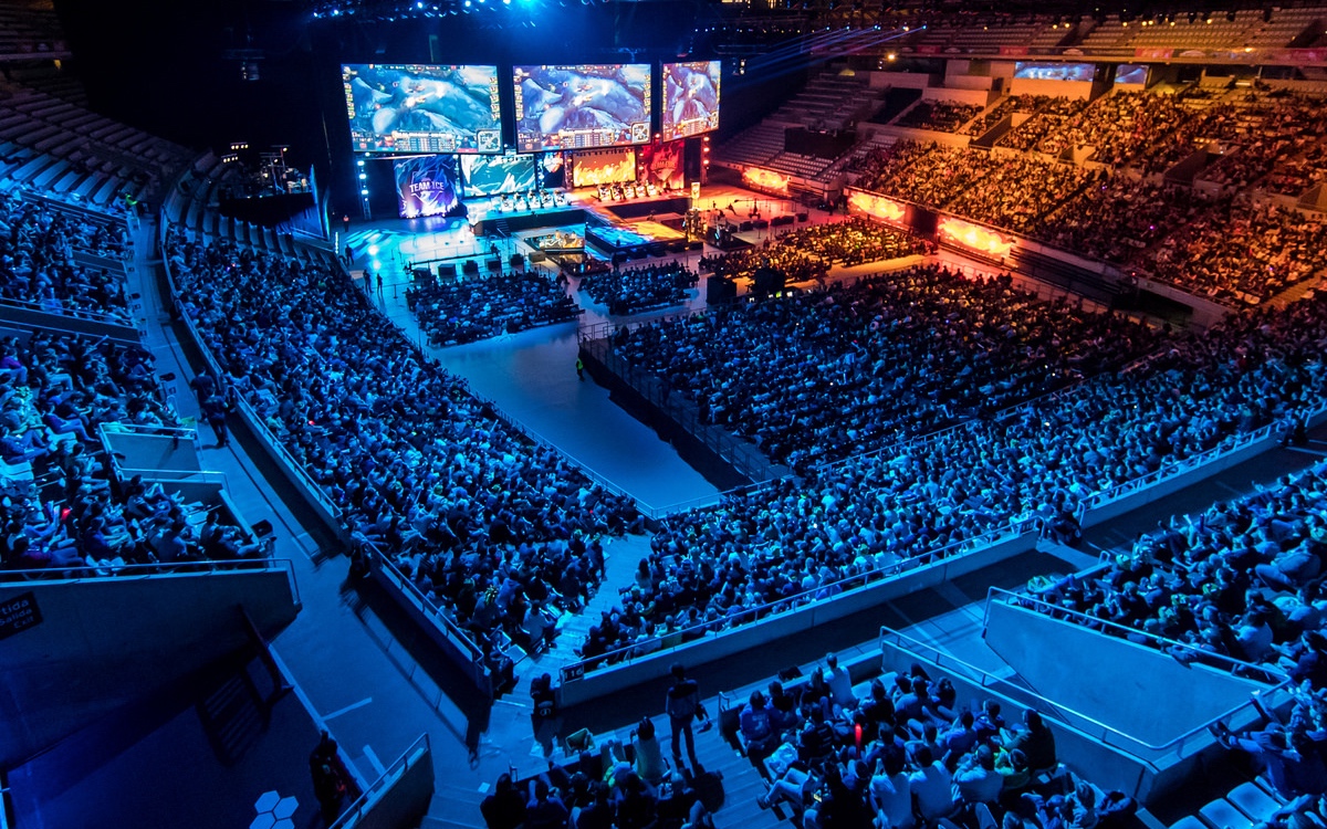 英雄联盟季中杯A组前瞻：TES正名之战